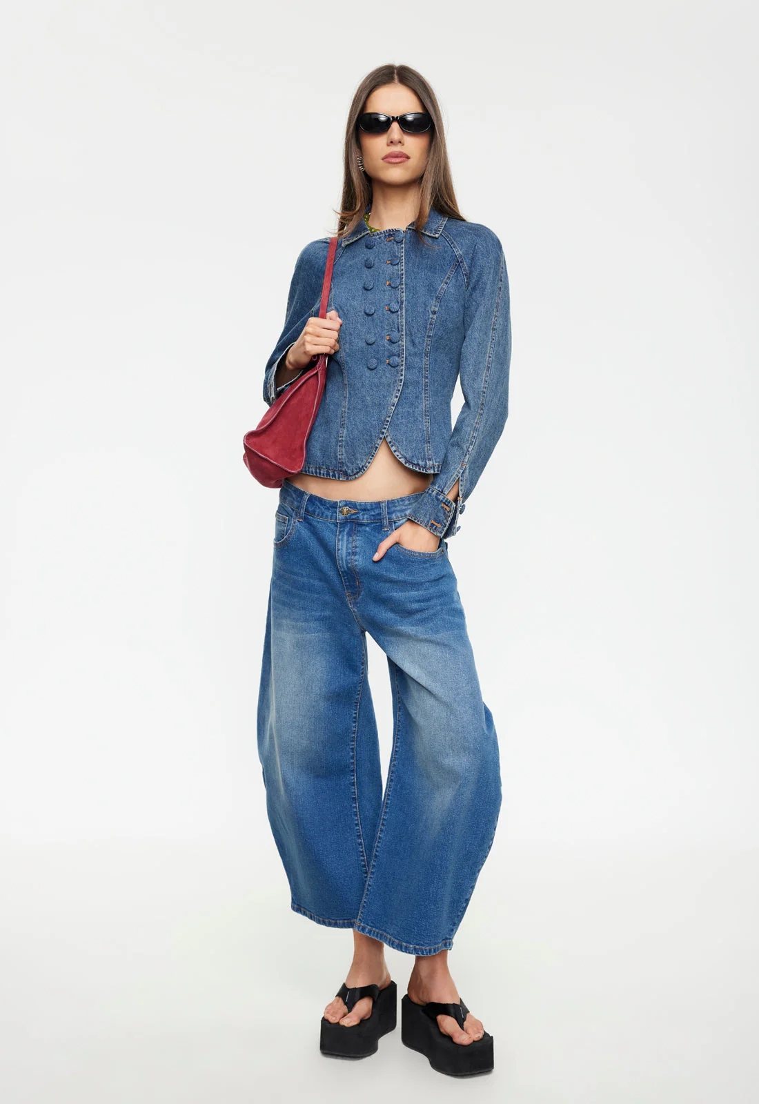 HORSESHOE CROPPED JEAN - DARK INDIGO - Image 3